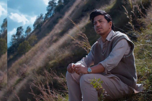 ‘परालको आगो’ को ‘उडि जाउँ भने, म पंक्षी होइन’ बोलको गीतमा सुहानाले पोखिन भाव